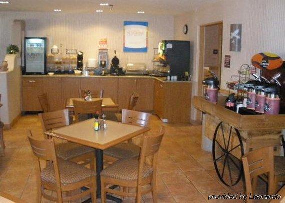 Wingate By Wyndham Los Alamos Restoran fotoğraf